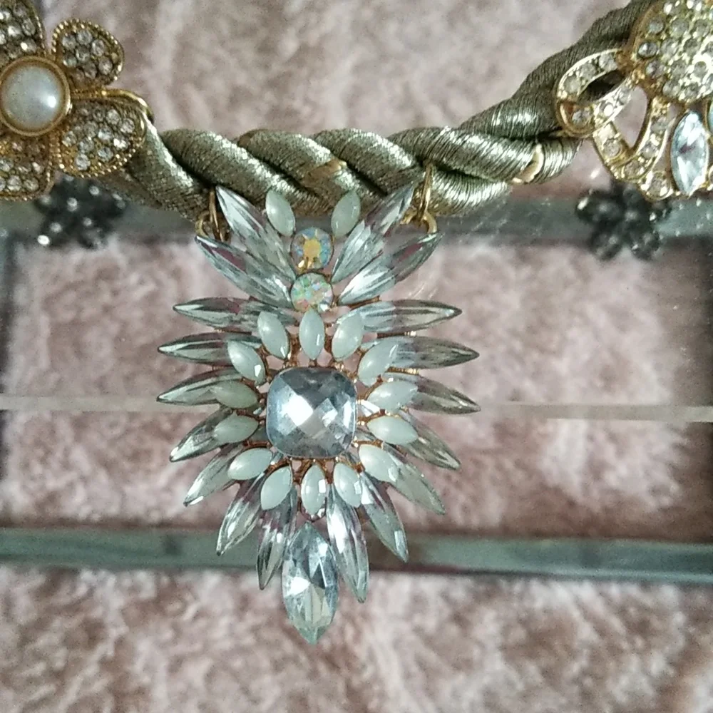 Starburst Statement Corded Necklace - Picture 2 of 8